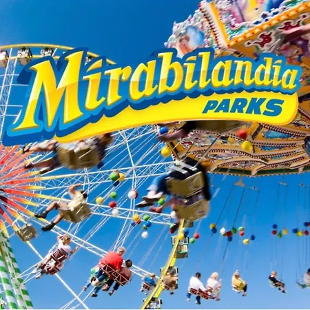 Golden Ravenna- Large In Center * Rávena