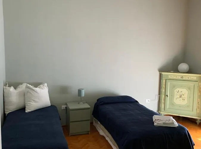 Golden Ravenna- Large In Center Ravenna